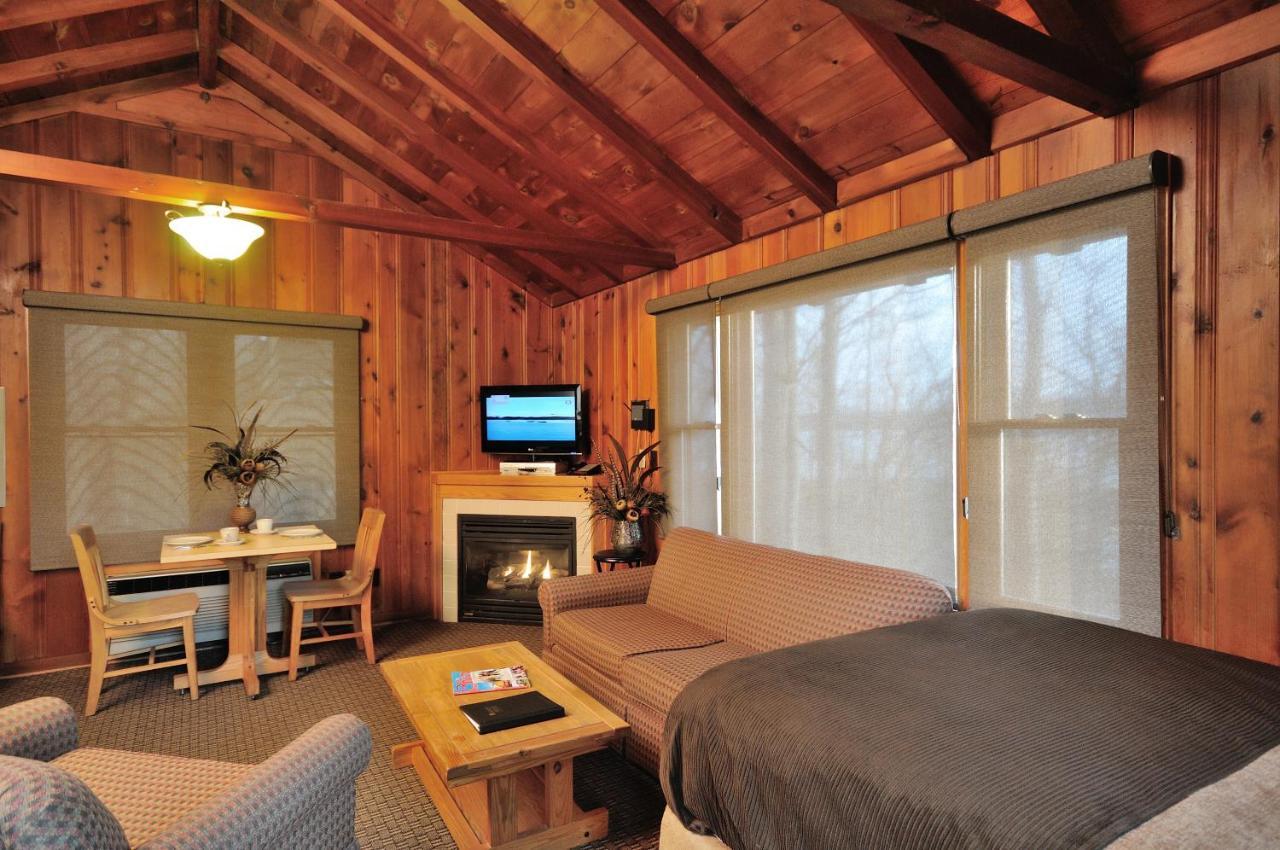 Hueston Woods Lodge And Conference Center College Corner Bagian luar foto